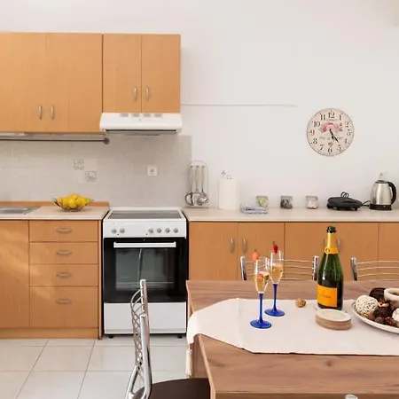 Atlantic Cave Haven-seaside, Fully Equipped Apartment Kolymbia