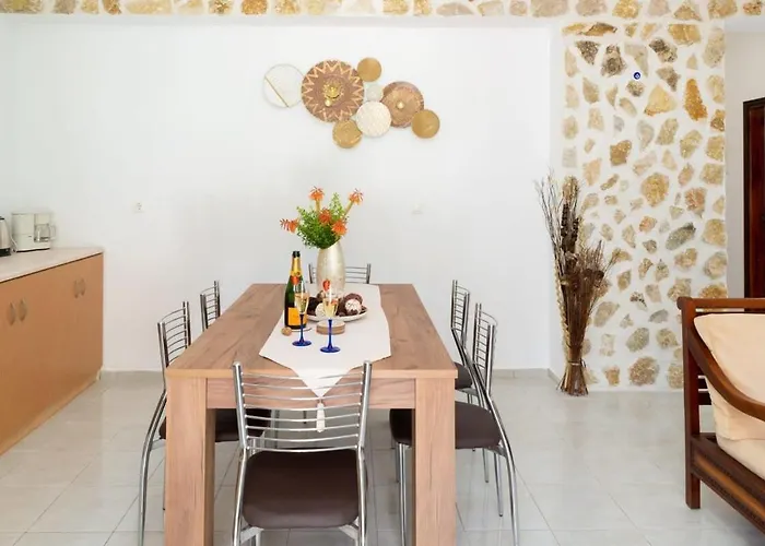 Apartment Atlantic Cave Haven-seaside, Fully Equipped *