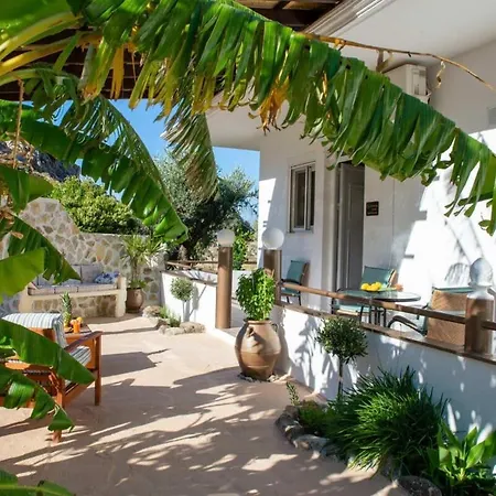 Atlantic Cave Haven-seaside, Fully Equipped *