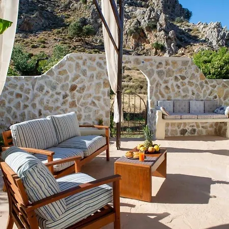 Atlantic Cave Haven-seaside, Fully Equipped *