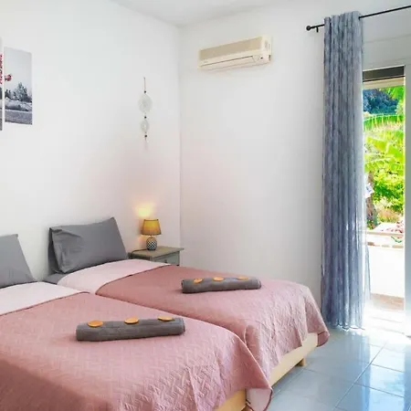Atlantic Cave Haven-seaside, Fully Equipped Kolymbia